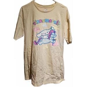 Sanrio cinnamoroll graphic TShirt Size L
